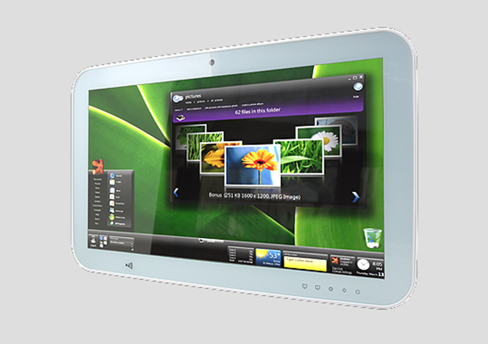 Foto Panel PC con pantalla multitoque de 17,3 y diseño sin ventilador.